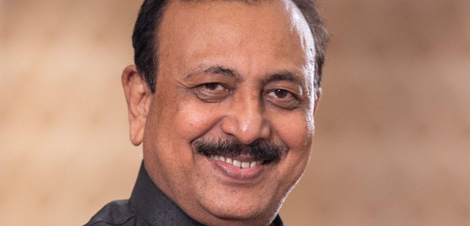 Shri Rajendra V Shah