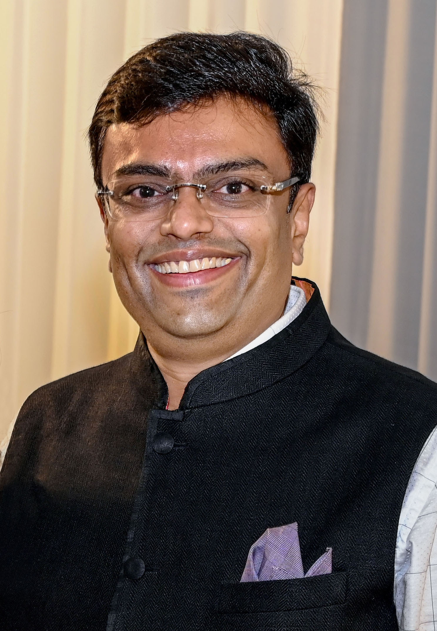 Shri Rushabh Navnitbhai Patel